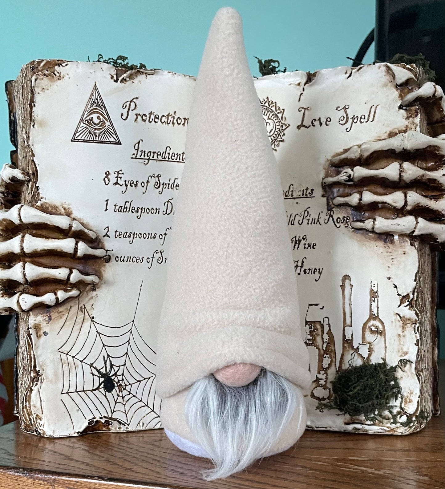 Small White Fall Gnome